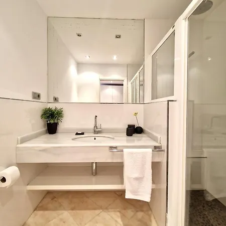 Sr Romana Playa Apartmán *